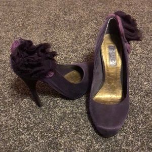RSVP Purple Heels with tulle and flower design